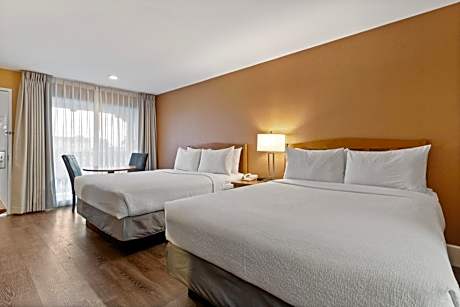 Queen Room with Two Queen Beds