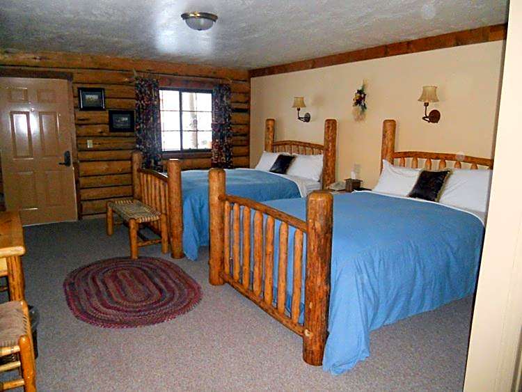 Daniels Summit Lodge