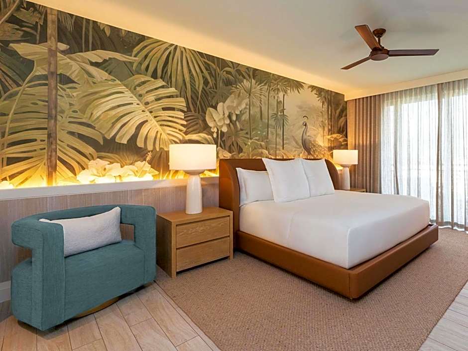 Photo 1 of 1 of Superior 1 King Bed, Accessible