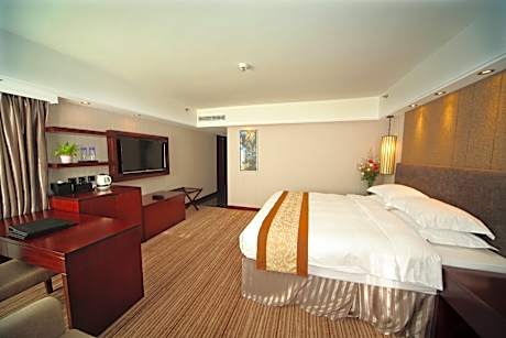EXCLUSIVE DELUXE ROOM B WITH EXTRA BED