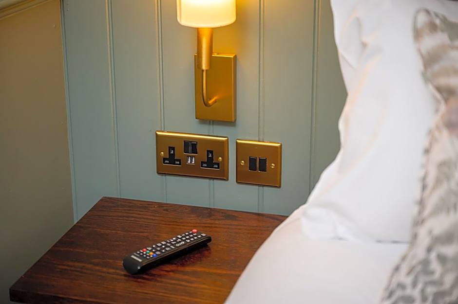 Ardencaple Hotel by Greene King Inns