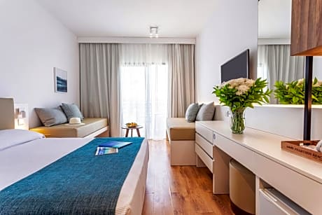 Four - Bedded Room ( 2 Adults + 2 Children)