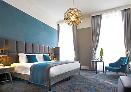 Iveagh Garden Hotel