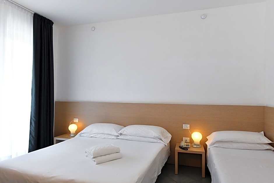 Hotel Eden