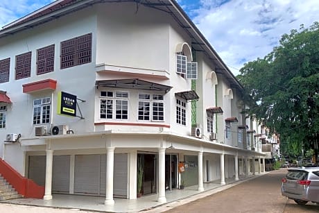 Urbanview Hotel Kansa Batam