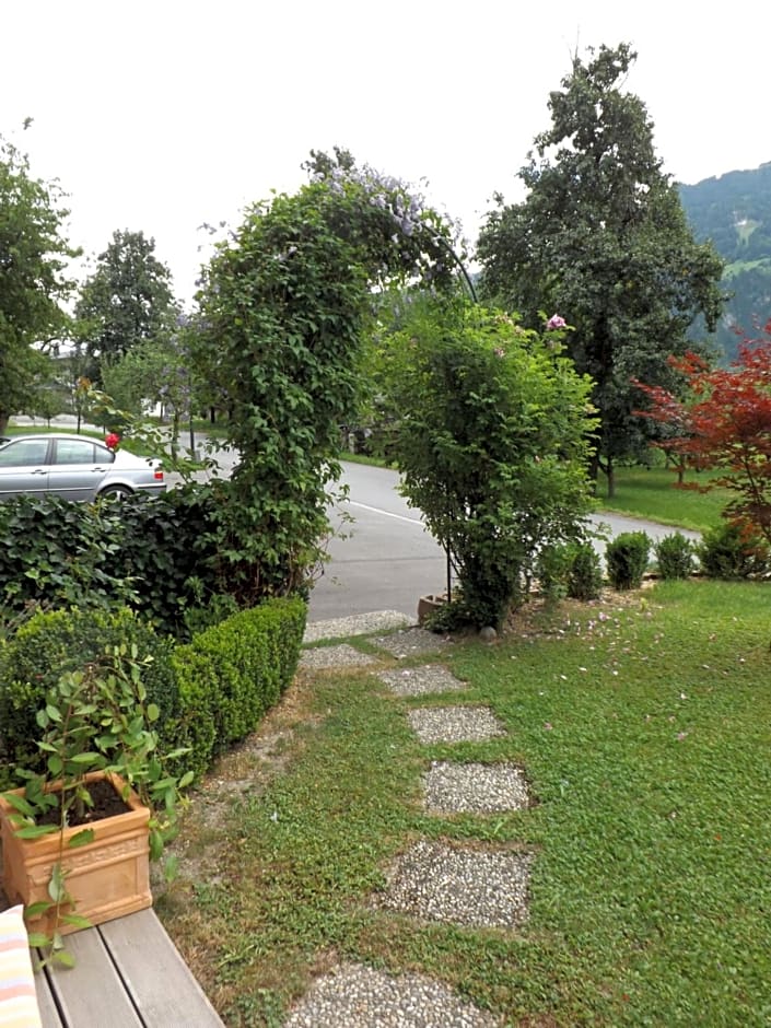 Landhaus Rauch – Schwendau, IL