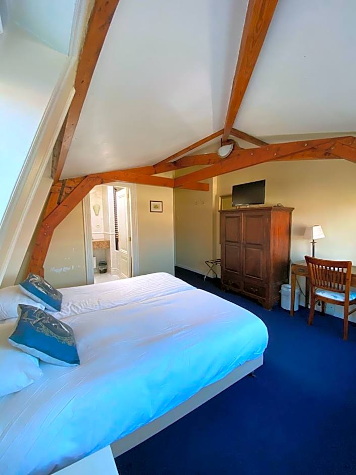 Hotel Bridges House - Delft City Centre