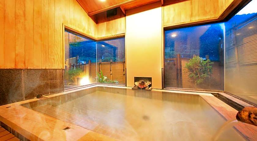 MICASA (Minakami Hot Spring Ryokan)