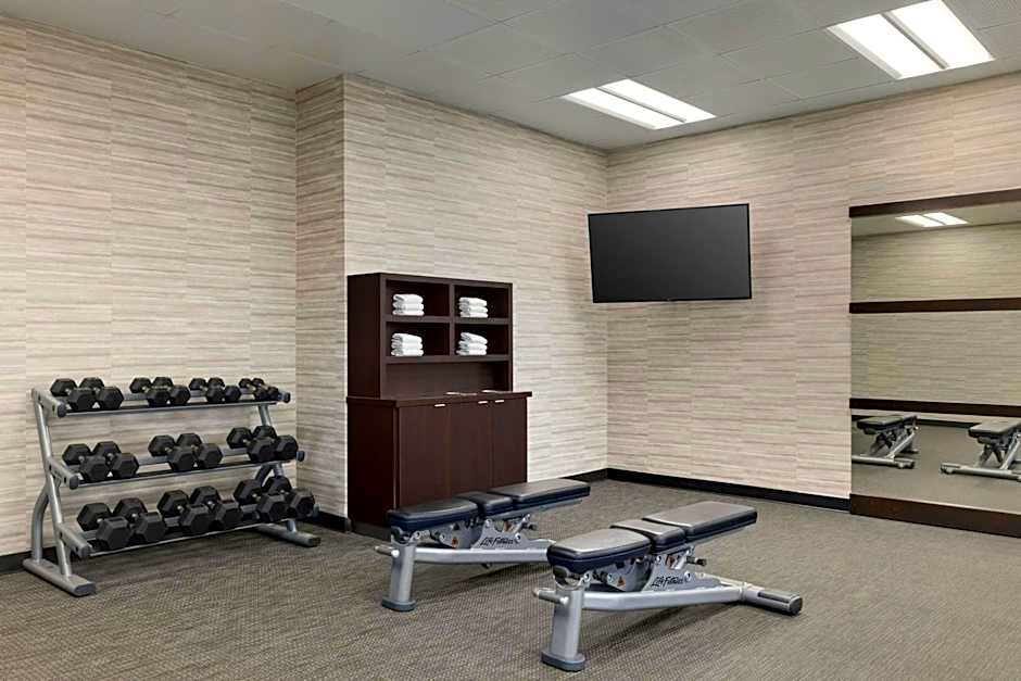 Courtyard by Marriott Omaha Bellevue at Beardmore Event Center