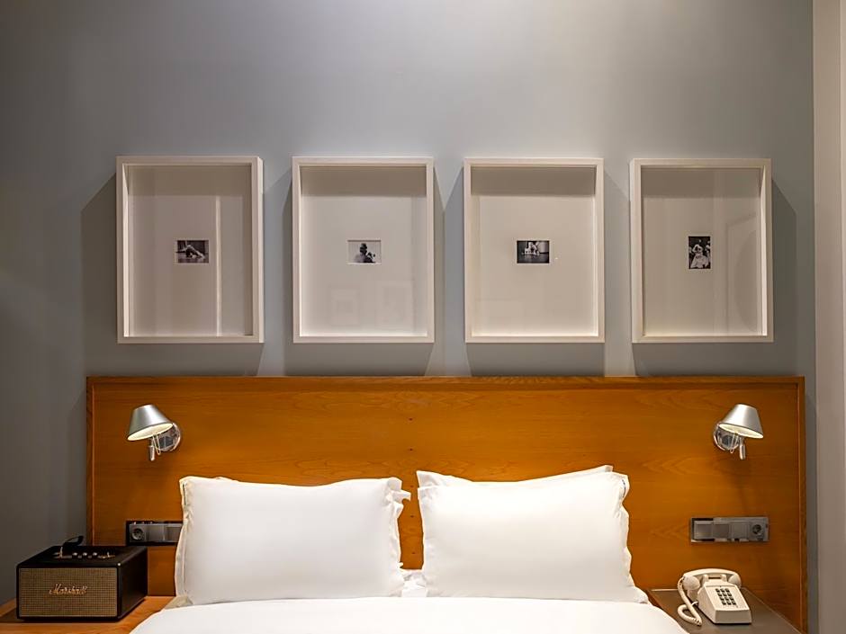 Browns Downtown Hotel