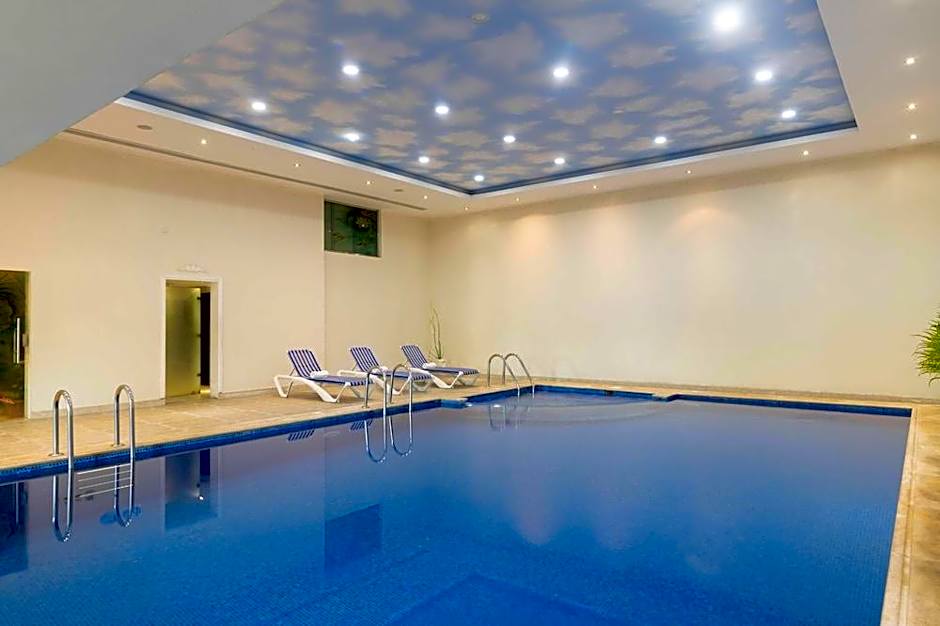 WARWICK AL JUBIAL HOTEL