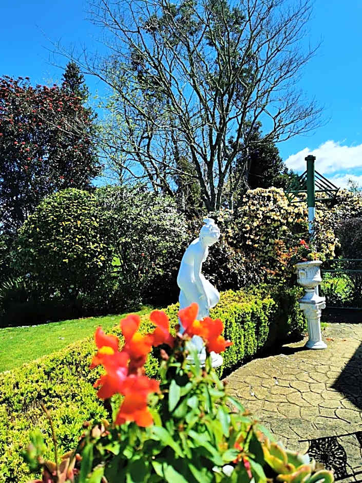 Country Villa Estate