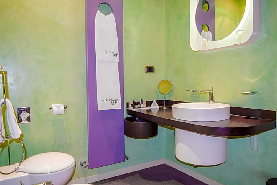 Les Fleurs Boutique Hotel