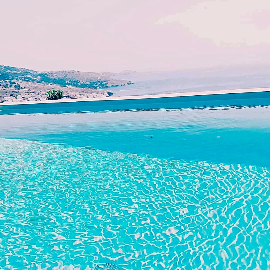 Iliades Luxury Boutique Suites