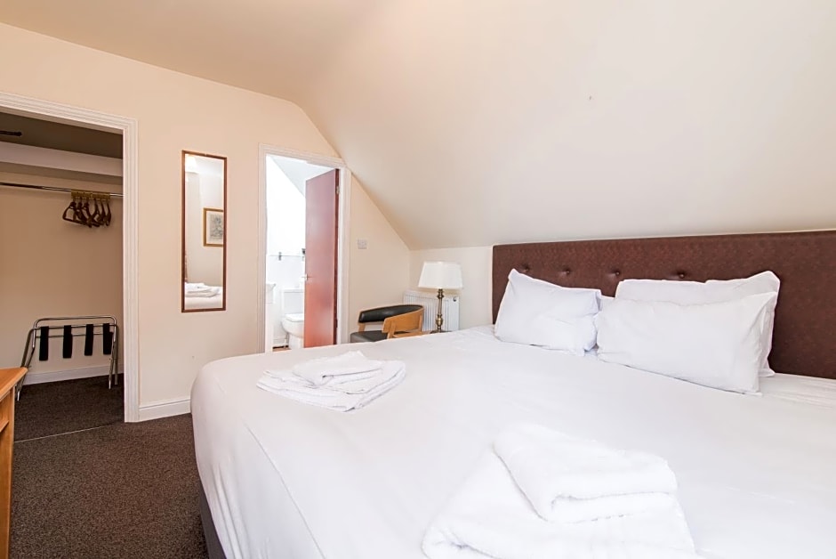 The Linden Leaf Rooms - Classy & Stylish