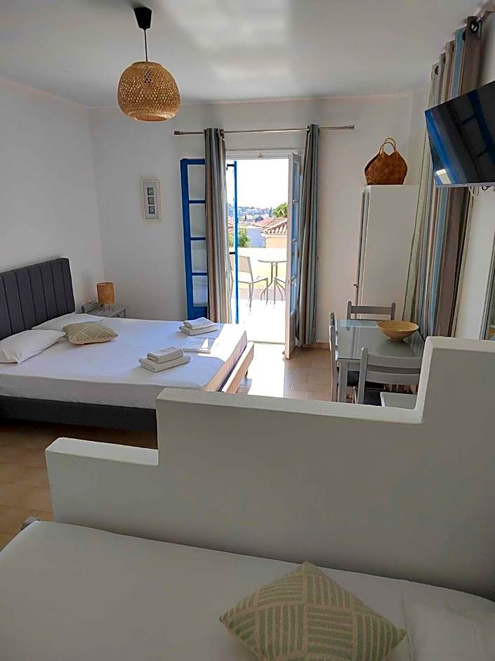 Lianos Hotel Apartments