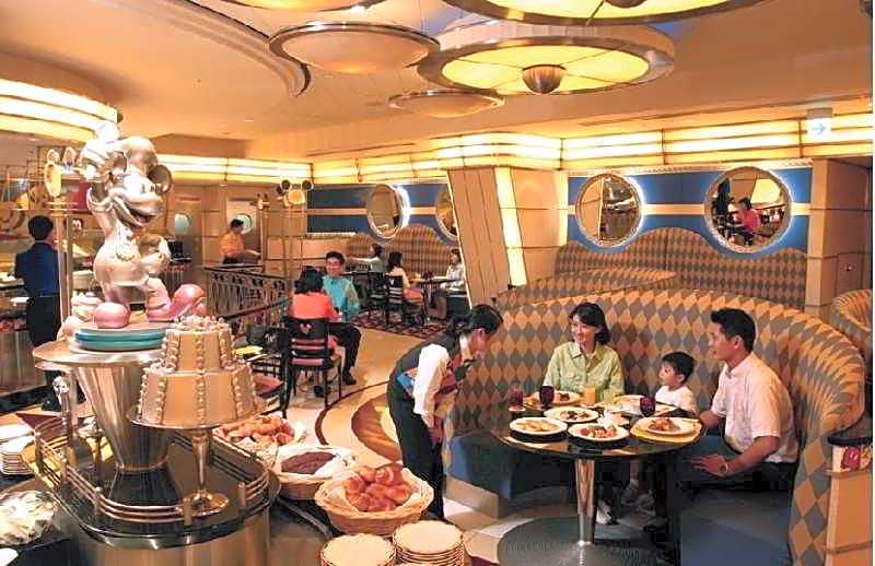 Disney Ambassador® Hotel