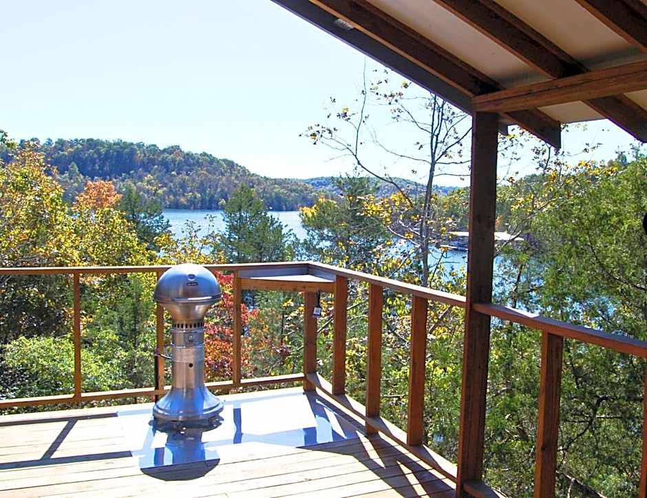 Beaver Lakefront Cabins - Couples Only Getaways