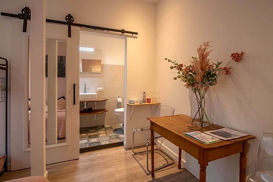 Lekkerwegbijleeuwen, 1 minuut naar hartje centrum