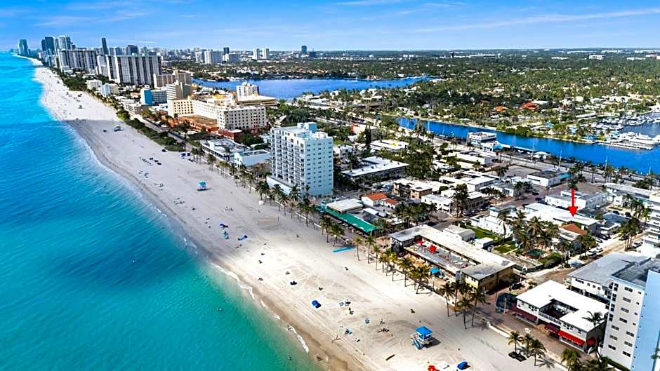 Sunshine vibes villa - Close to Beach