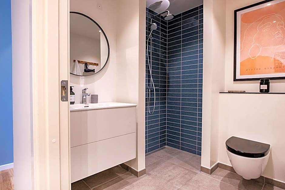 The Lakes apartments by Daniel&Jacob's