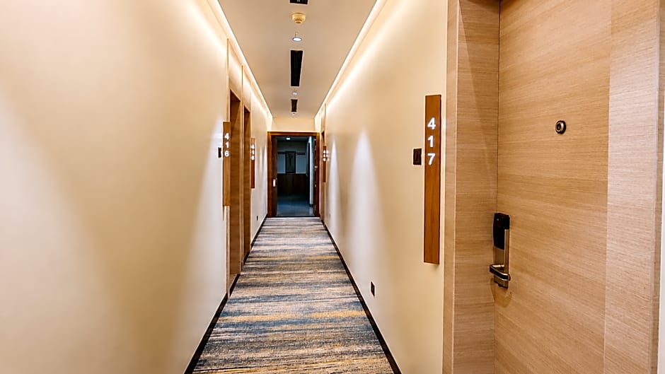 Vijaya Tej Clarks Inn, Patna