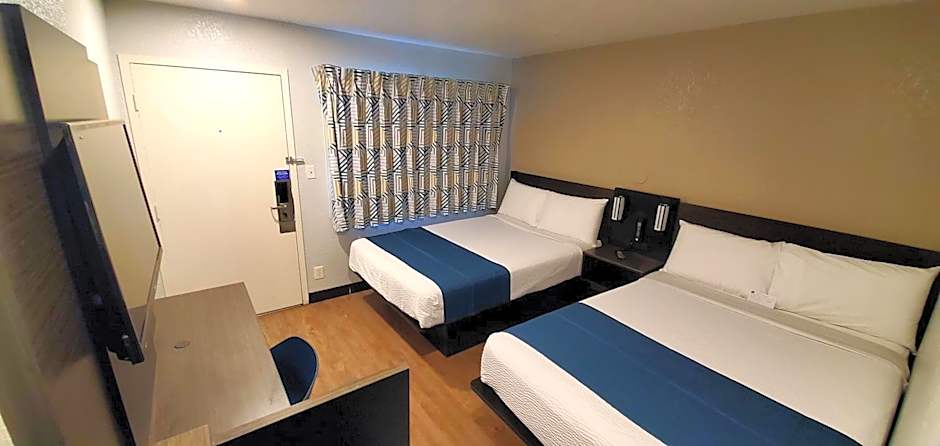 Motel 6-Palmdale, CA