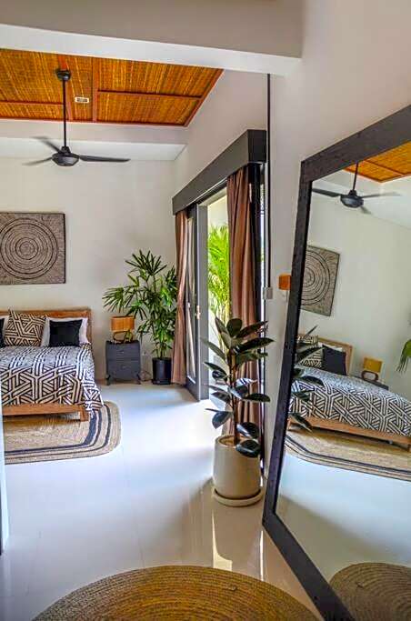 Air Svarga Villa - Luxe Designer Villa Canggu