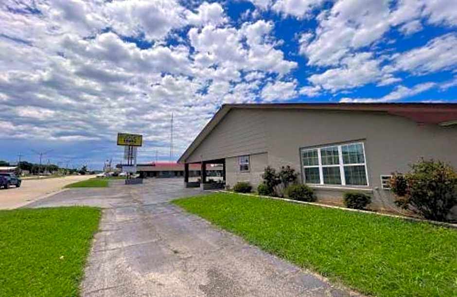 Motel 6 Ada OK