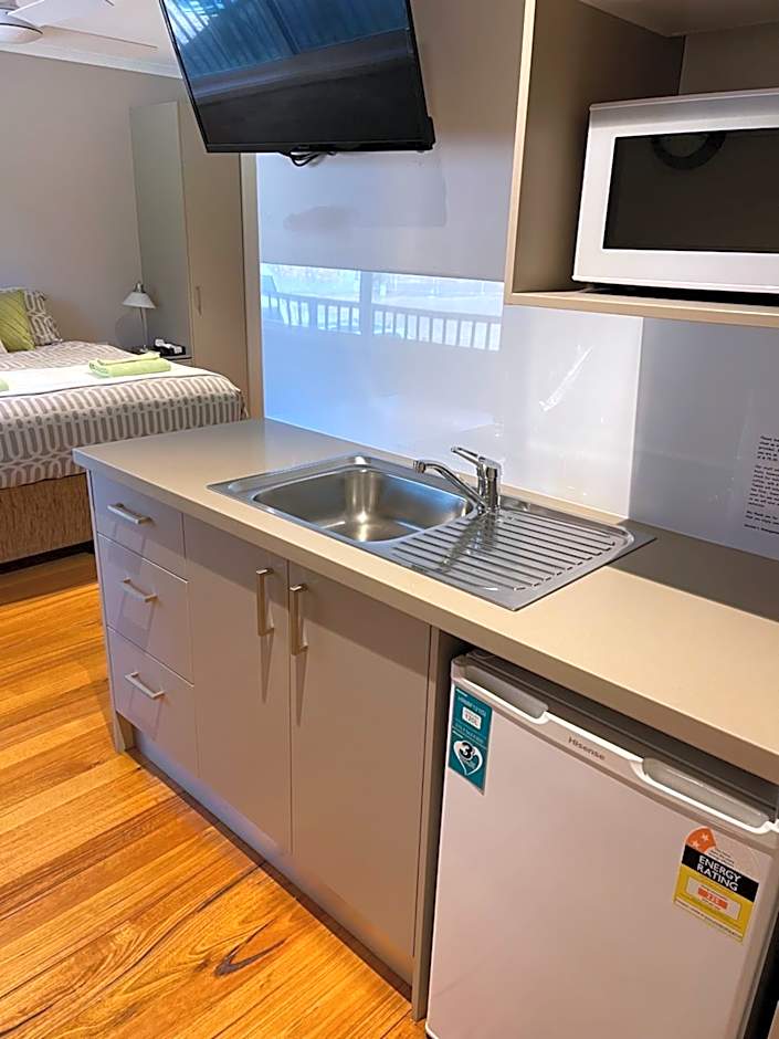 Sinclairs Country Retreat - Adults Only