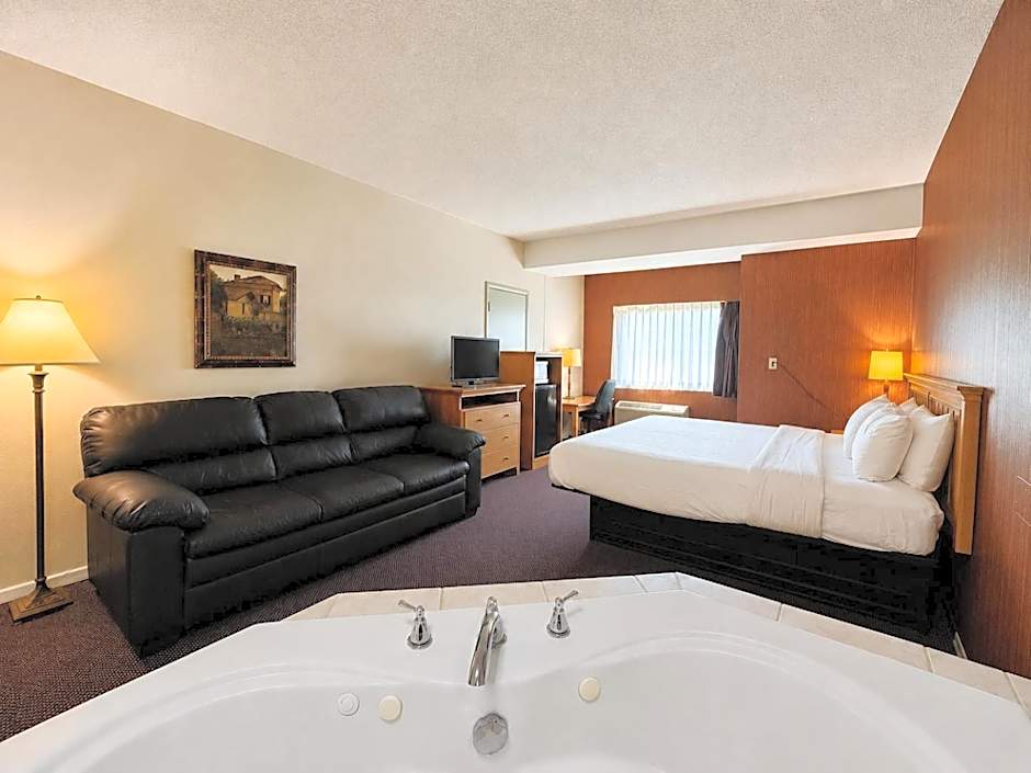 Travel Inn - Watertown NY