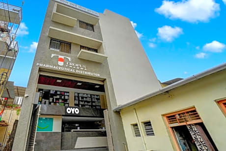 SPOT ON Om Sai Guest House