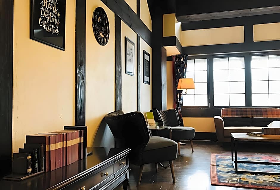 Shakespeare Hotel