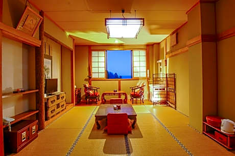 Japanese-Style Quadruple Room