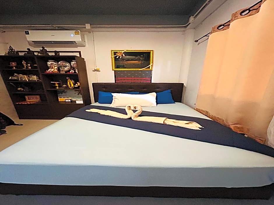 The Dreamcatcher Hostel Nathon SamuiSunset