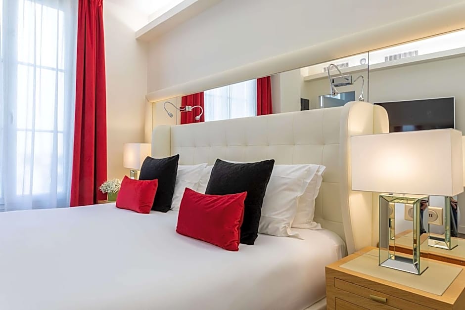 Hotel Camille Paris, Tapestry Collection by Hilton