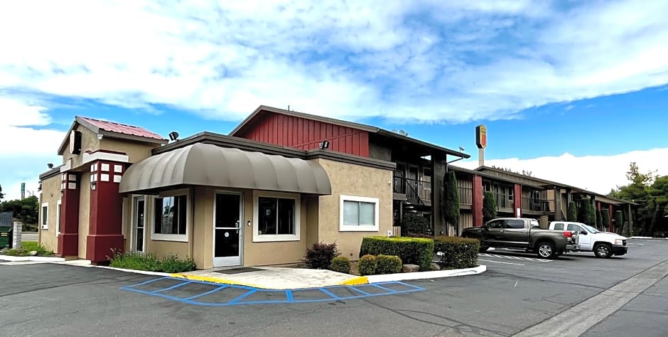 Super 8 by Wyndham Red Bluff