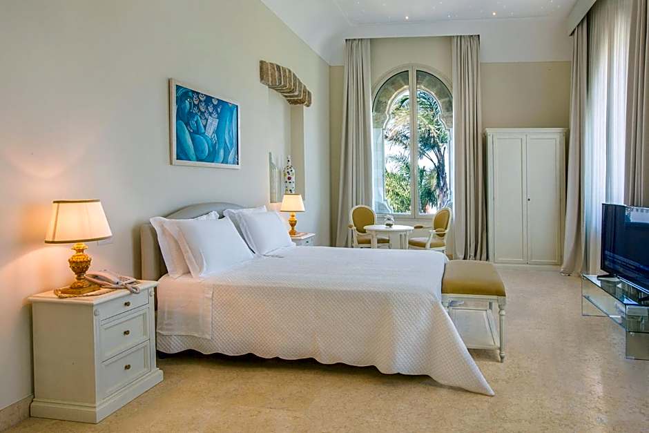 Photo 1 of 5 of Deluxe Suite
