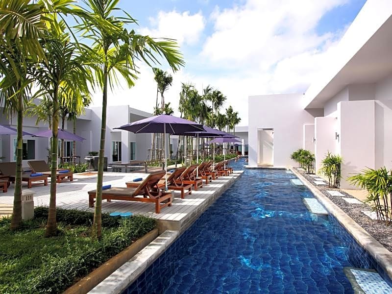 Kata Lucky Villa & Pool Access