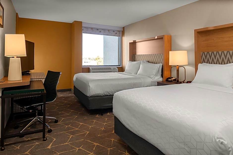 Holiday Inn Boston - Dedham Hotel & Conference Center By IHG