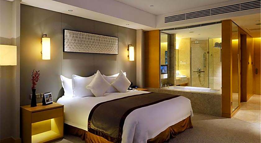 Howard Johnson IFC Plaza Ningbo Hotel