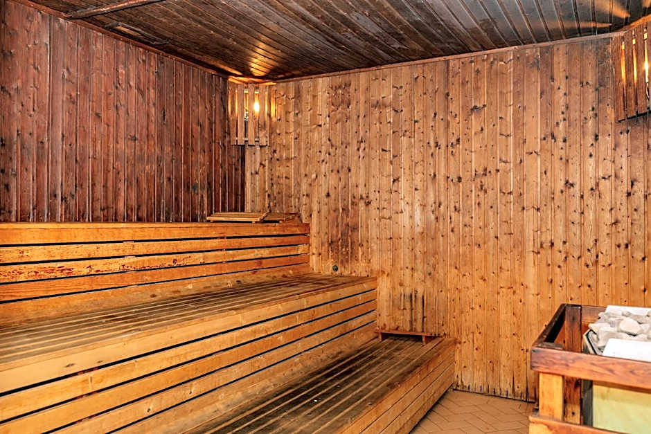 Grand Muthu Oura View Beach Club