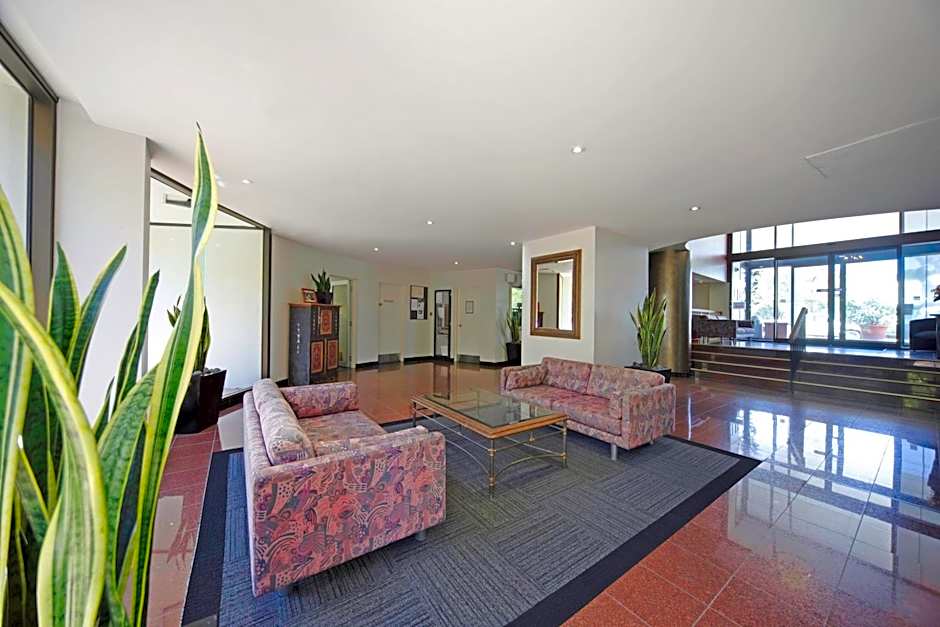 BreakFree Capital Tower Canberra