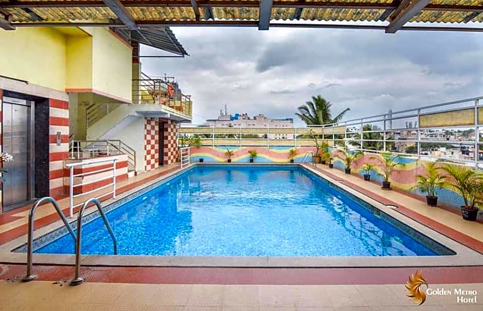 Golden Metro Hotel