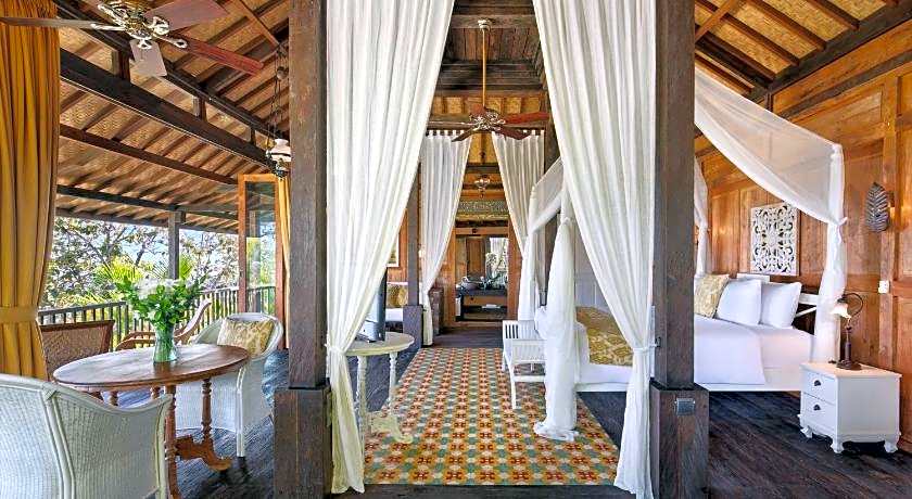 Hidden Hills Villas