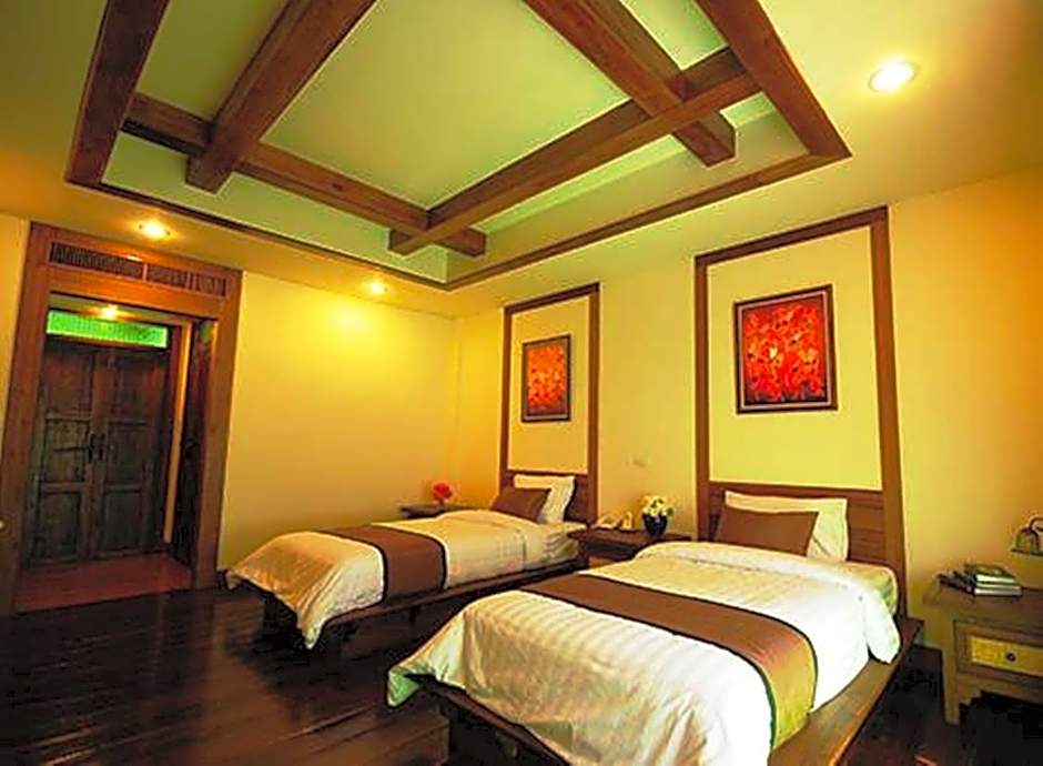 Photo 1 of 4 of Standard Twin Room