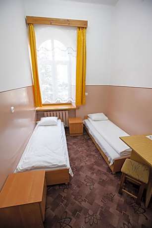 Standard Double Room with Shared Bathroom