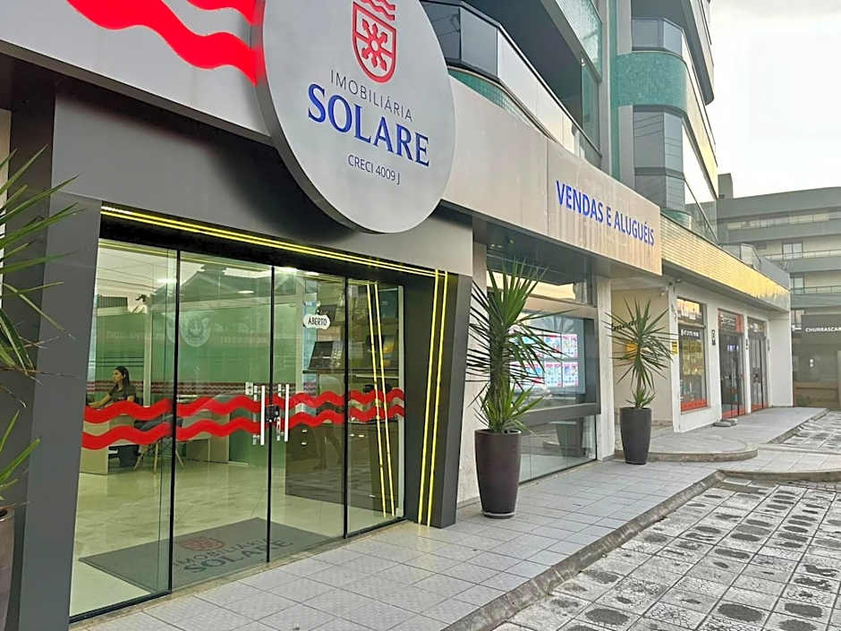 B250 - Apto 3 quartos com vista mar sobre Avenida