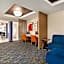 Holiday Inn Express Hotel & Suites Fredericksburg By IHG