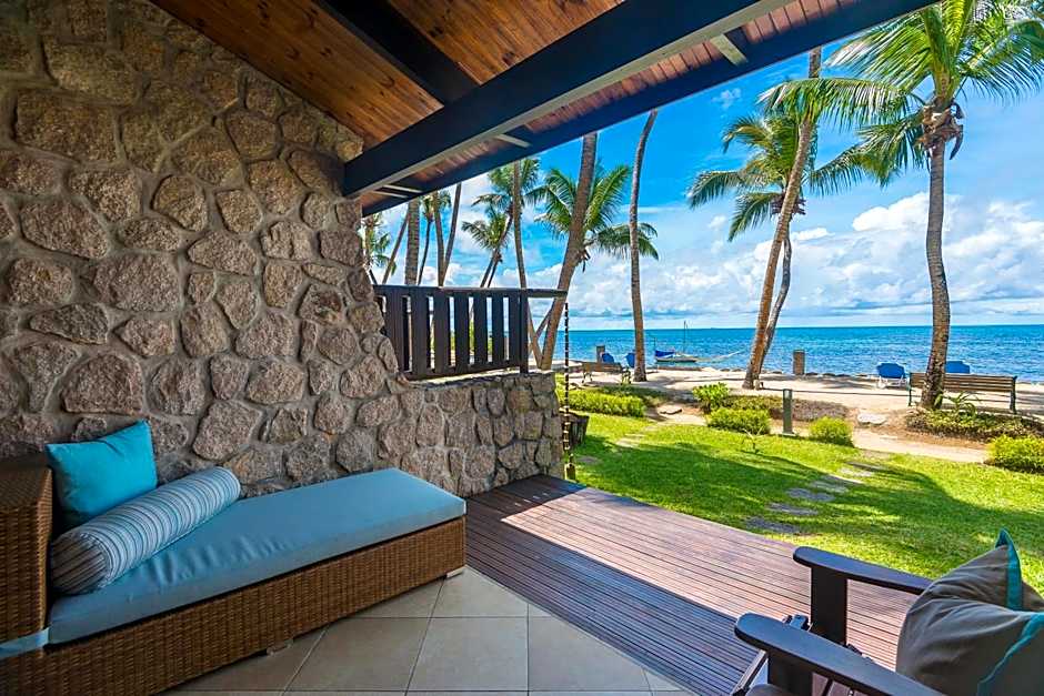 Coco de Mer and Black Parrot Suites